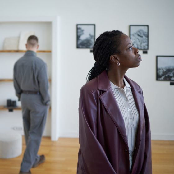 Museum-Standard Art Hanging: Best Practices and Guidelines to Follow