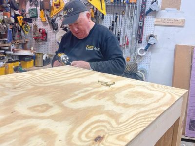 Custom Art Crating Near Me: Top 4 Reasons to Crate Art Locally