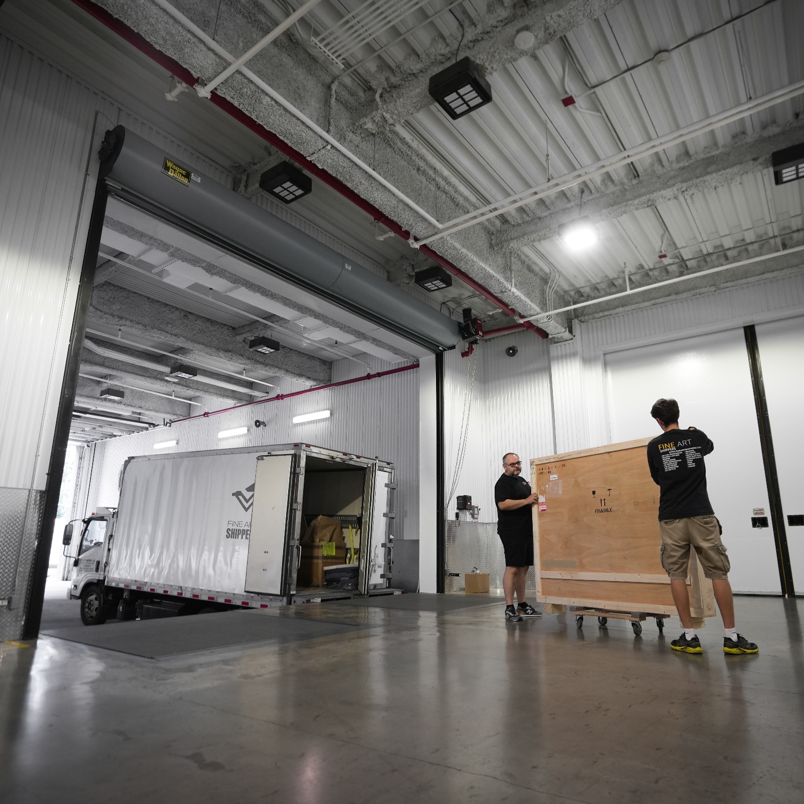 How to Choose Optimal VIP Art Transport for Your Collection