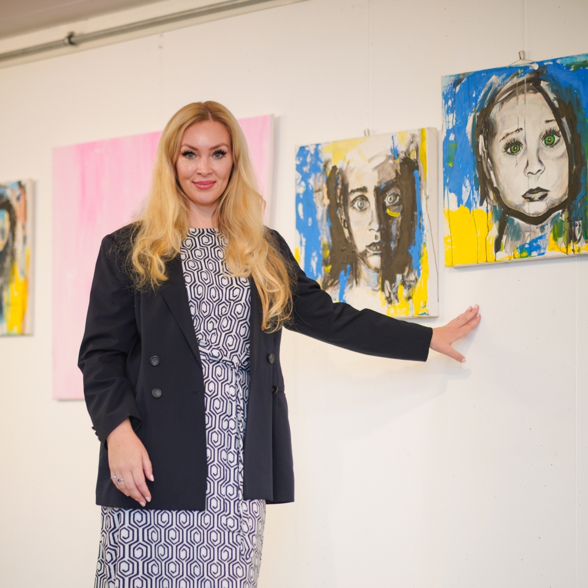 Iryna Fedorenko’s New Exhibition “Mehr als Worte” Opened in Munich