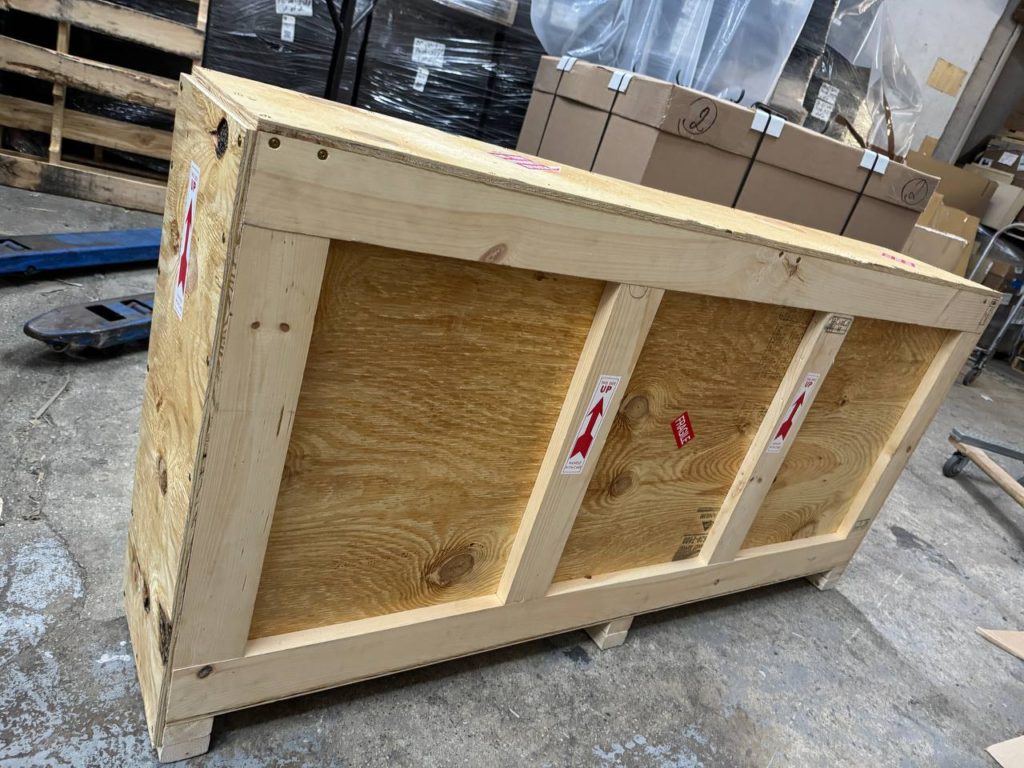 Custom Art Crating Near Me: Top 4 Reasons to Crate Art Locally