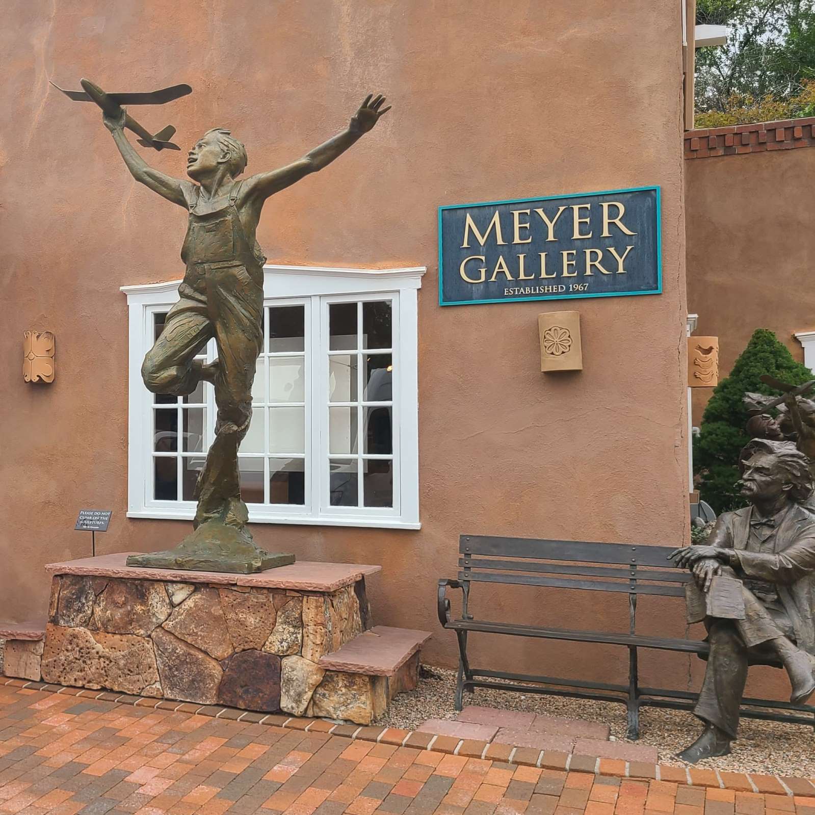 Meyer Gallery, a Contemporary Representational Art Hub in Santa Fe