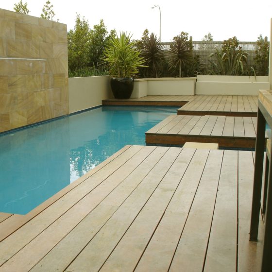 How Custom Deck Design Turns Outdoor Spaces into Living Galleries