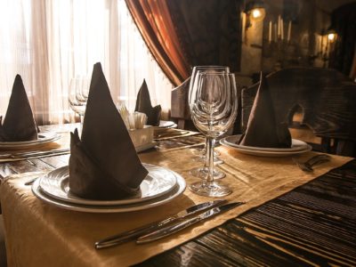 From Studio to Table: How Creative Craftsmanship Elevates Dining Spaces