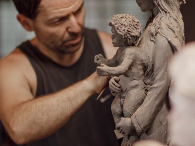 Moving Sculpture Art: An Expert Guide from Professionals