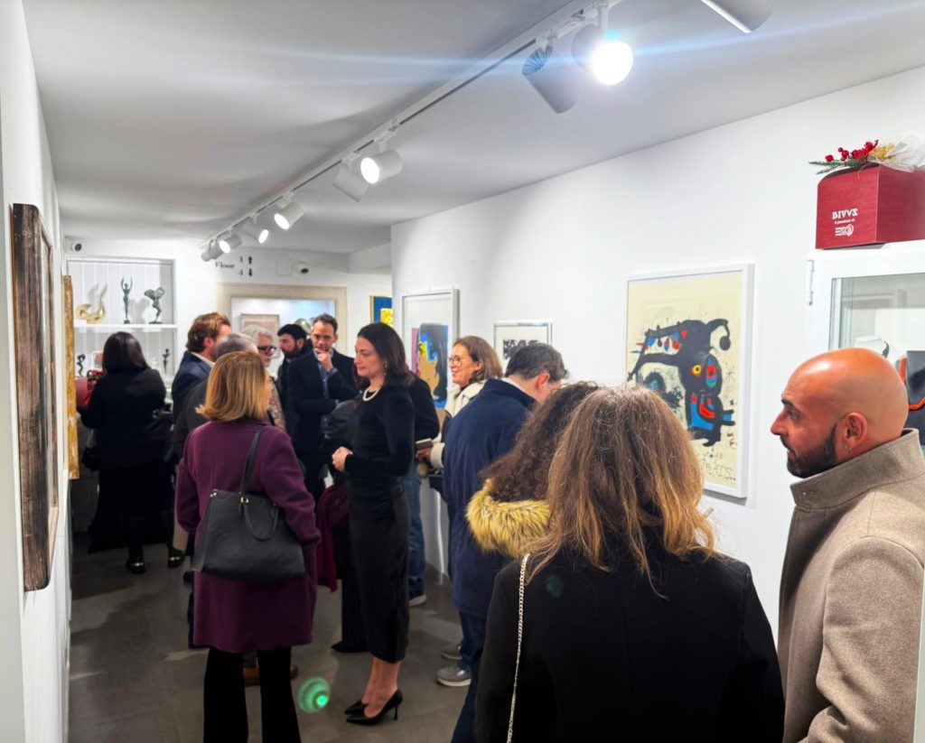 Taimeless Art Gallery Opens the Christmas Exhibition “Memory and Time”