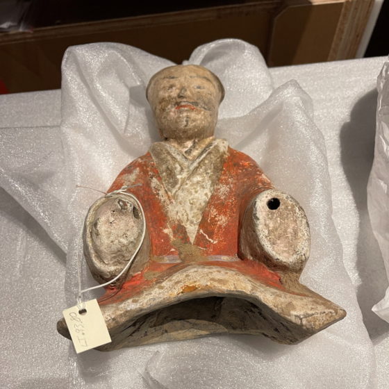 In Search for the Best Way to Pack Fragile Items for Shipping