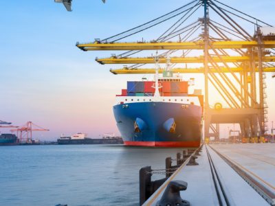 How to Reduce Customs Issues in International Shipping
