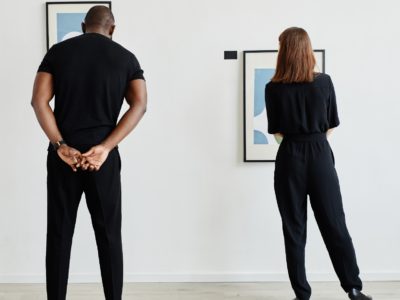 Shipping Glass Framed Art: Industry Standards 2026