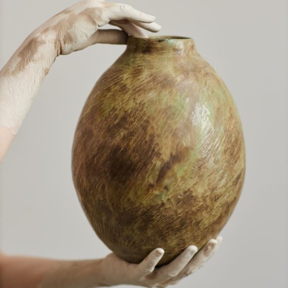 How to Choose the Best Shipping Company for Fragile Items?