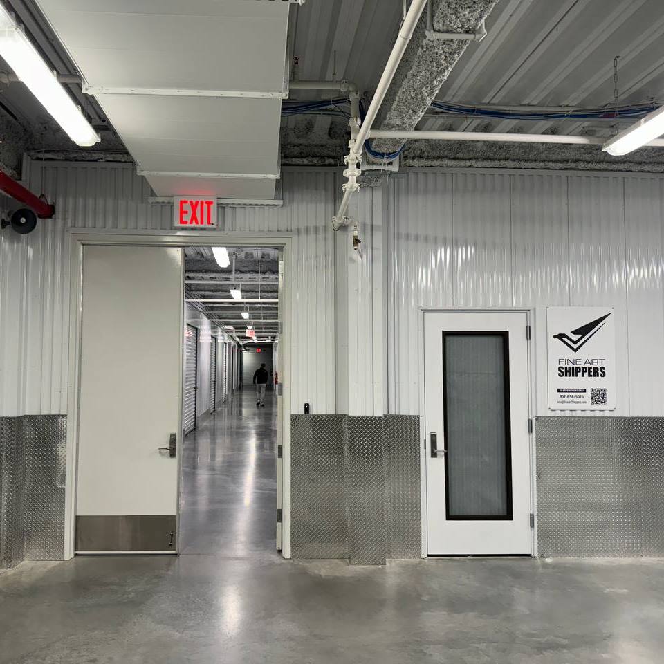 A Deep Dive into the Functions of Temporary Fine Art Storage