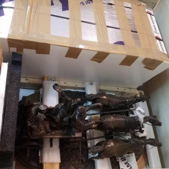 Suspension vs. Foam Support in Sculpture Packing and Shipping