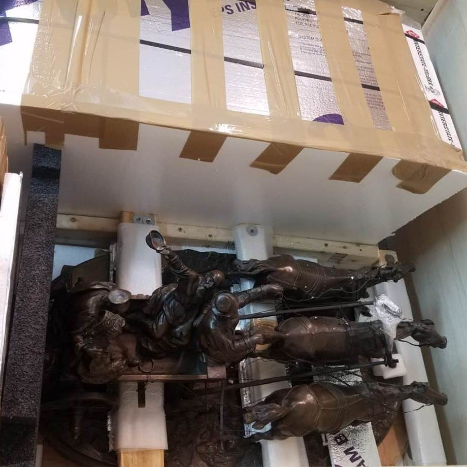 Suspension vs. Foam Support in Sculpture Packing and Shipping