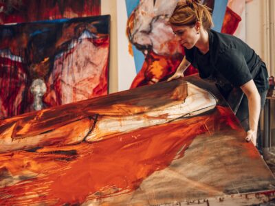 How to Ship Oversized Artwork: Invisible Professionalism in Action