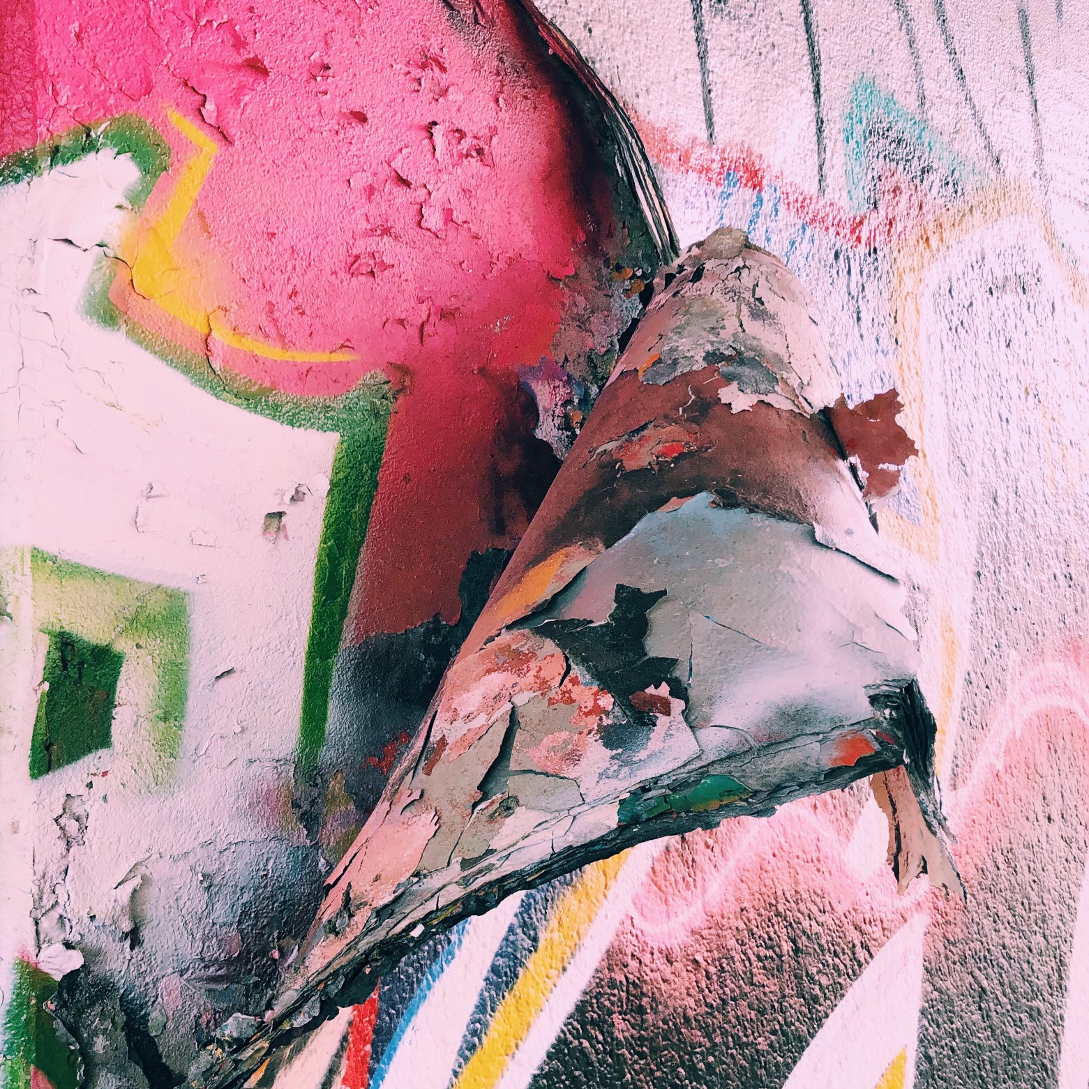 What Causes Damage to Paintings in Transit: Expert Insights
