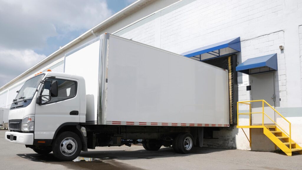 How Transportation Companies Reduce the Risk of Delays During Deliveries