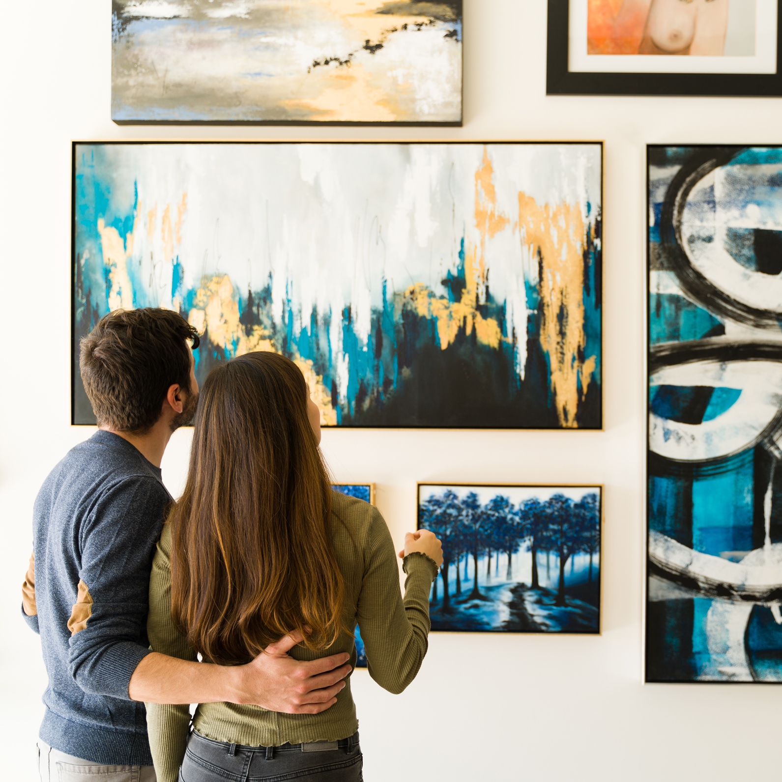 How Art Market Professionals Use Data to Track Global Trends