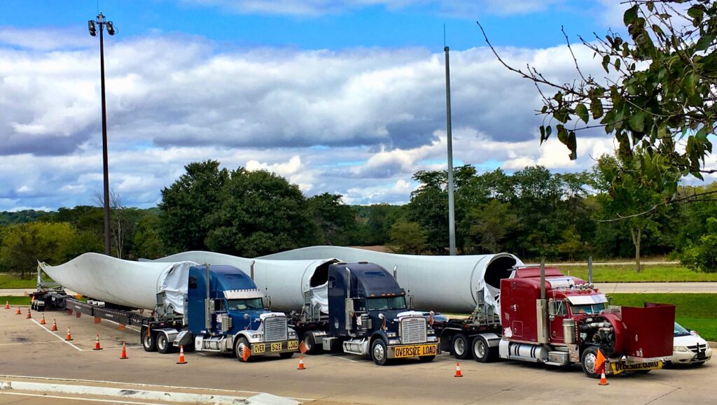 Key Factors That Influence the Success of Oversize Load Deliveries