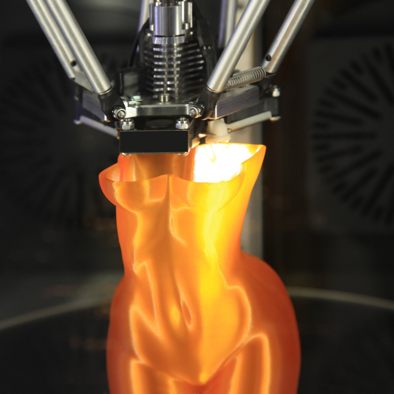 How Modern Fabrication Techniques Are Supporting the Fine Art Industry