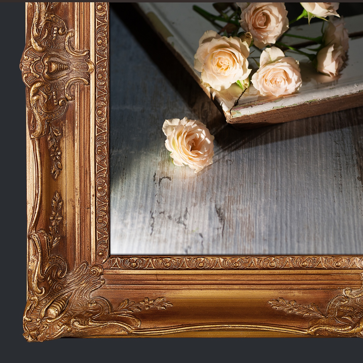 Why Artwork Gets Damaged During Shipping: The Frame Point