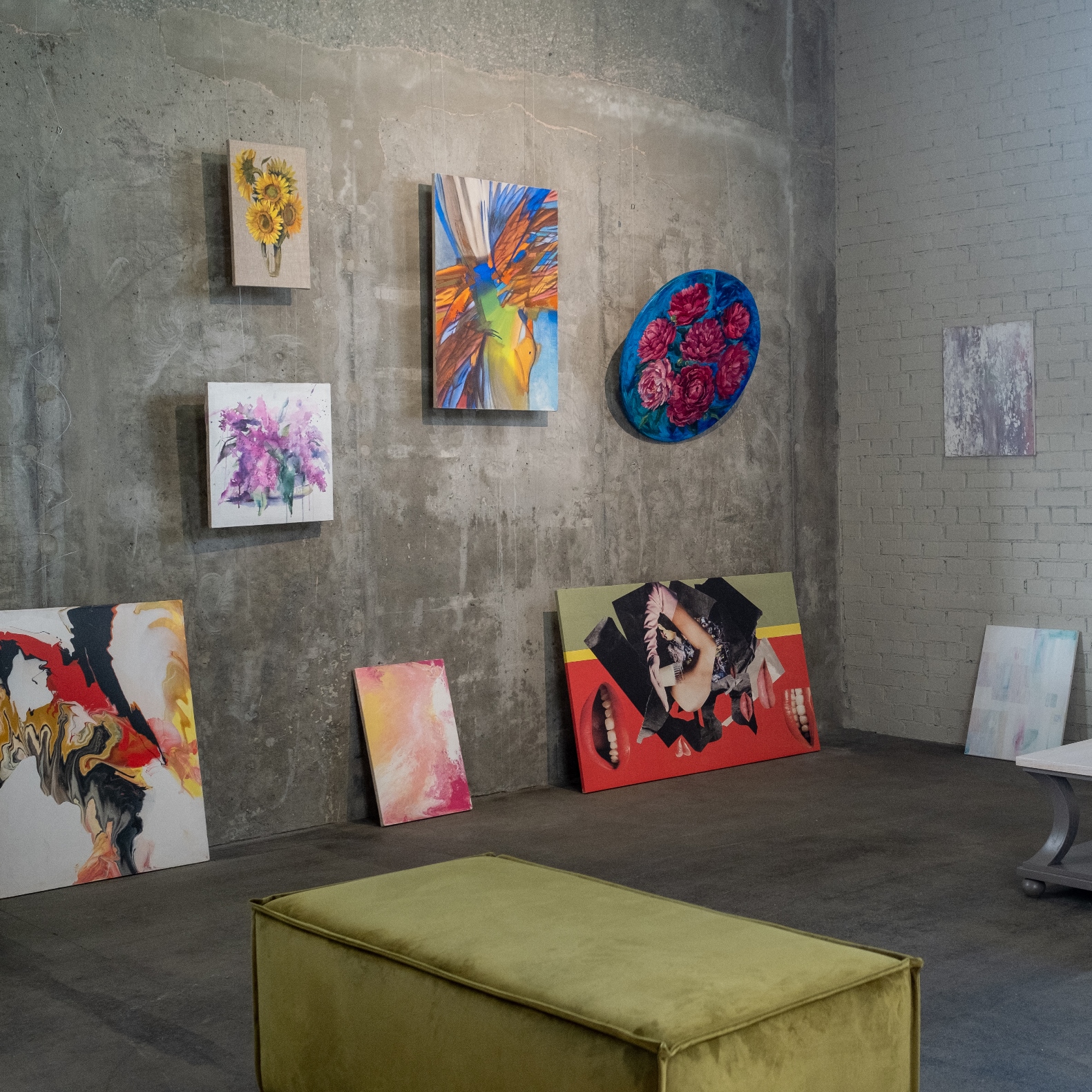 How to Move an Art Collection Safely? Team & Process Breakdown