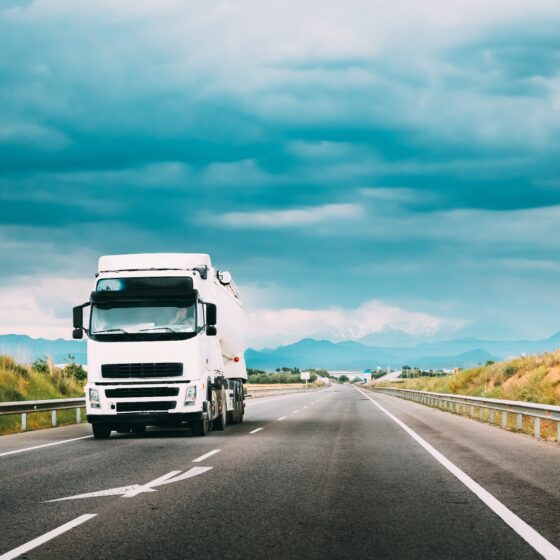Shipping Fine Art vs. Regular Freight Shipping: What’s the Difference?