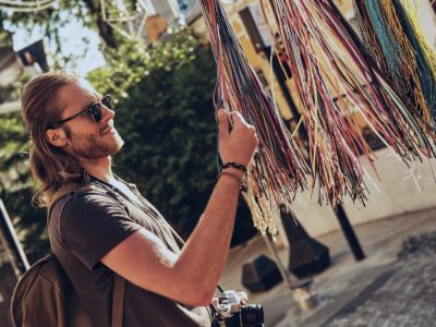 Art-Inspired Travel Gifts for the Creative Traveler