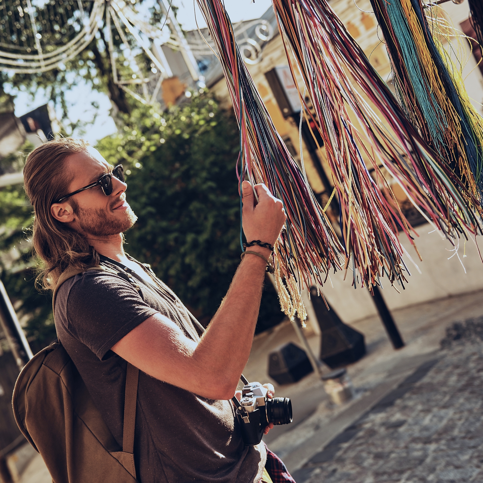 Art-Inspired Travel Gifts for the Creative Traveler
