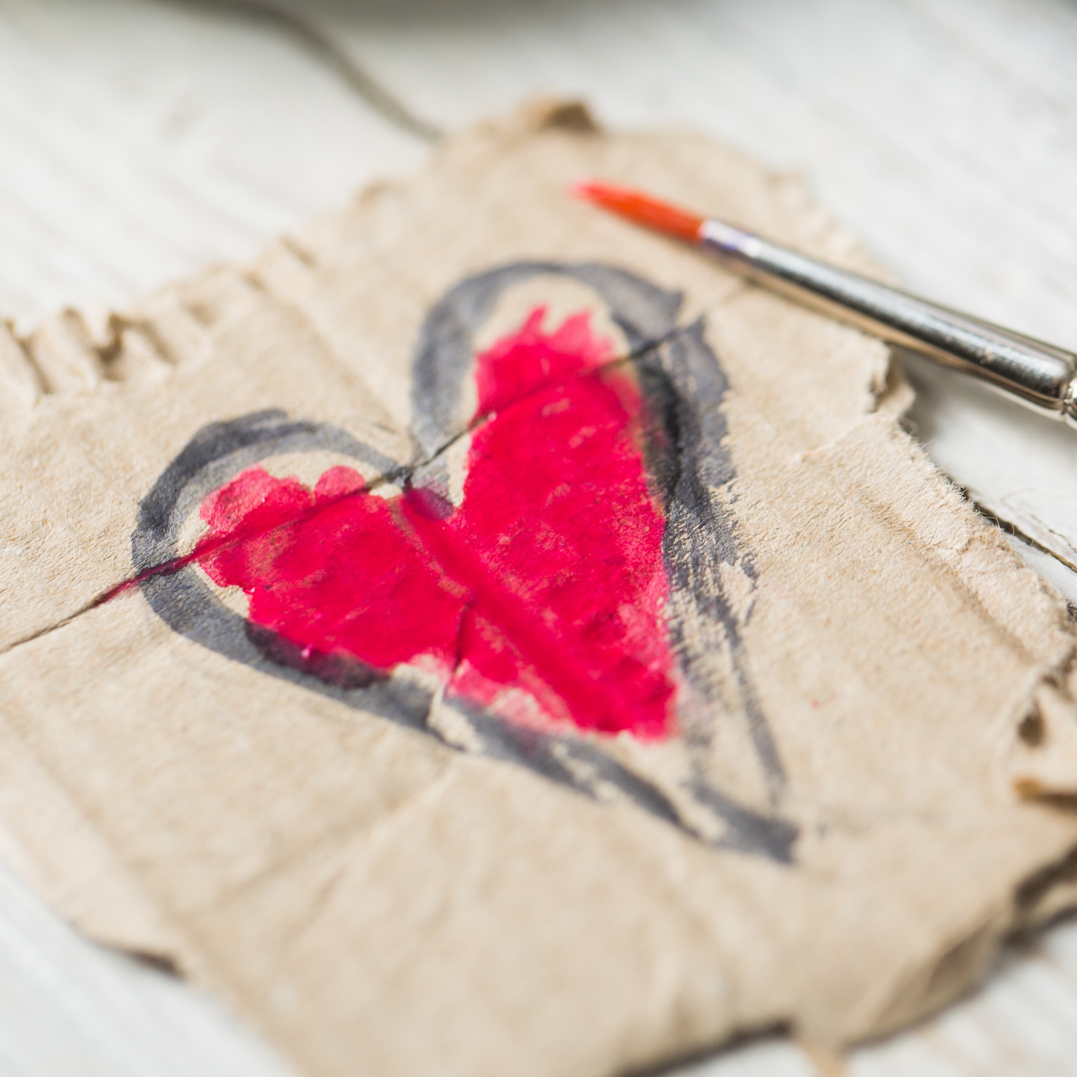 Why Cardboard Is Unsafe for Valuable Artwork: Safer Packing Options