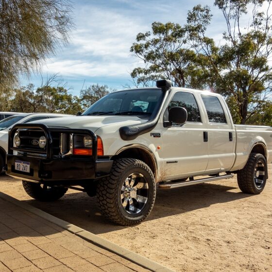 Equipping Support Vehicles for Rural Art Deliveries in Australia