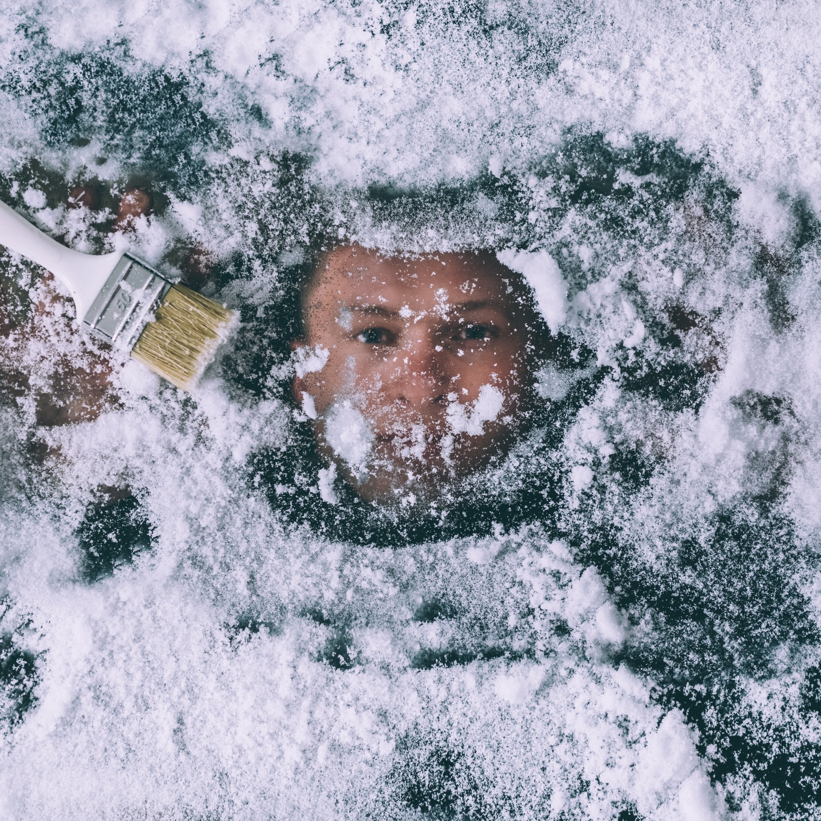 How Cold Temperatures Damage Paintings: Risks by Art Type