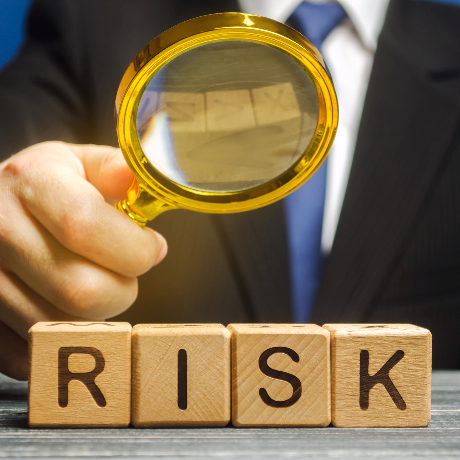Risk Assessment Before Art Shipping: An Expert Perspective