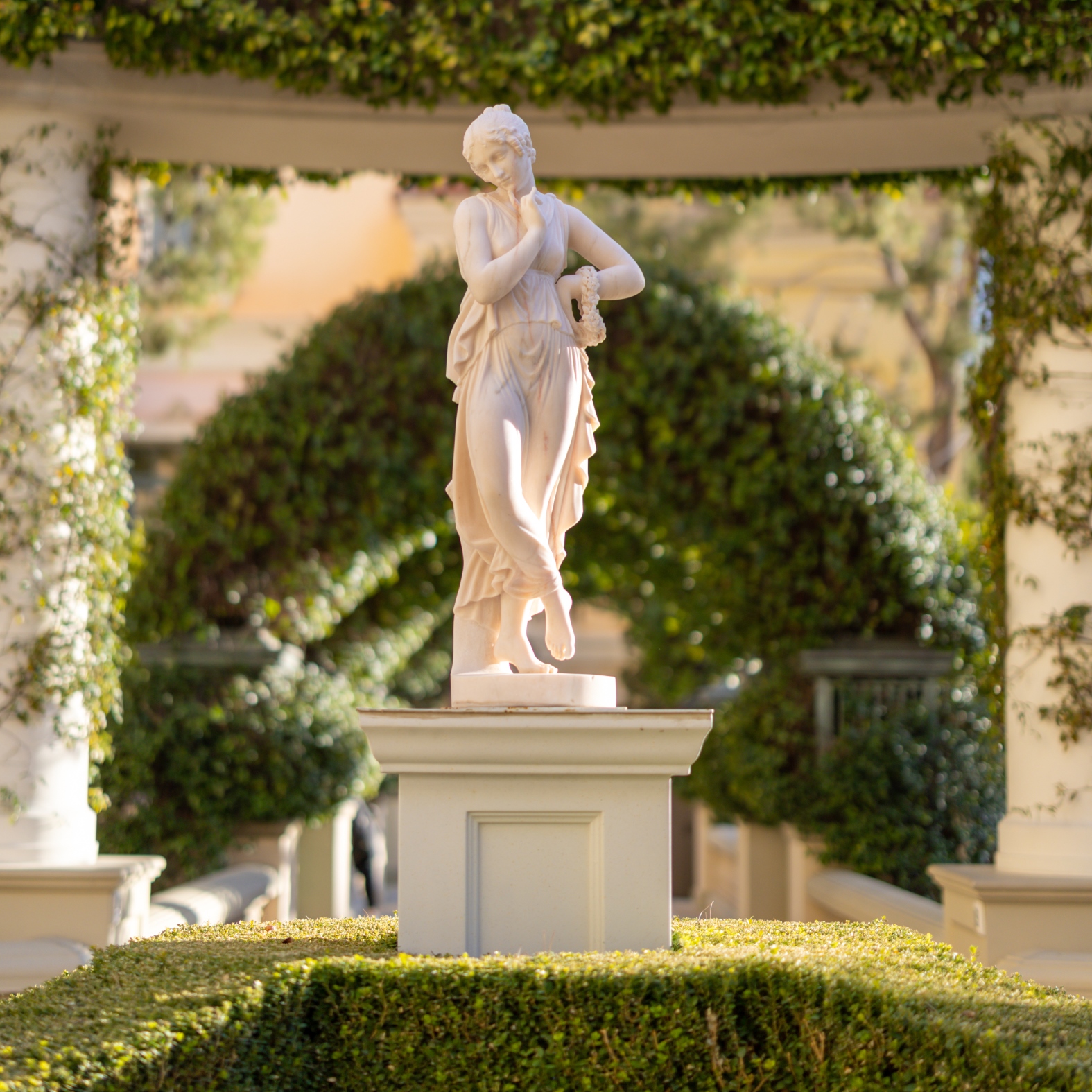 Designing a Garden Around Art: What Collectors Need to Know