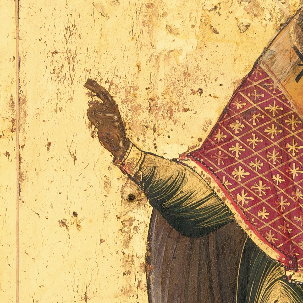 The Art of Imperfection How Age Shapes the Beauty of Antique Icons