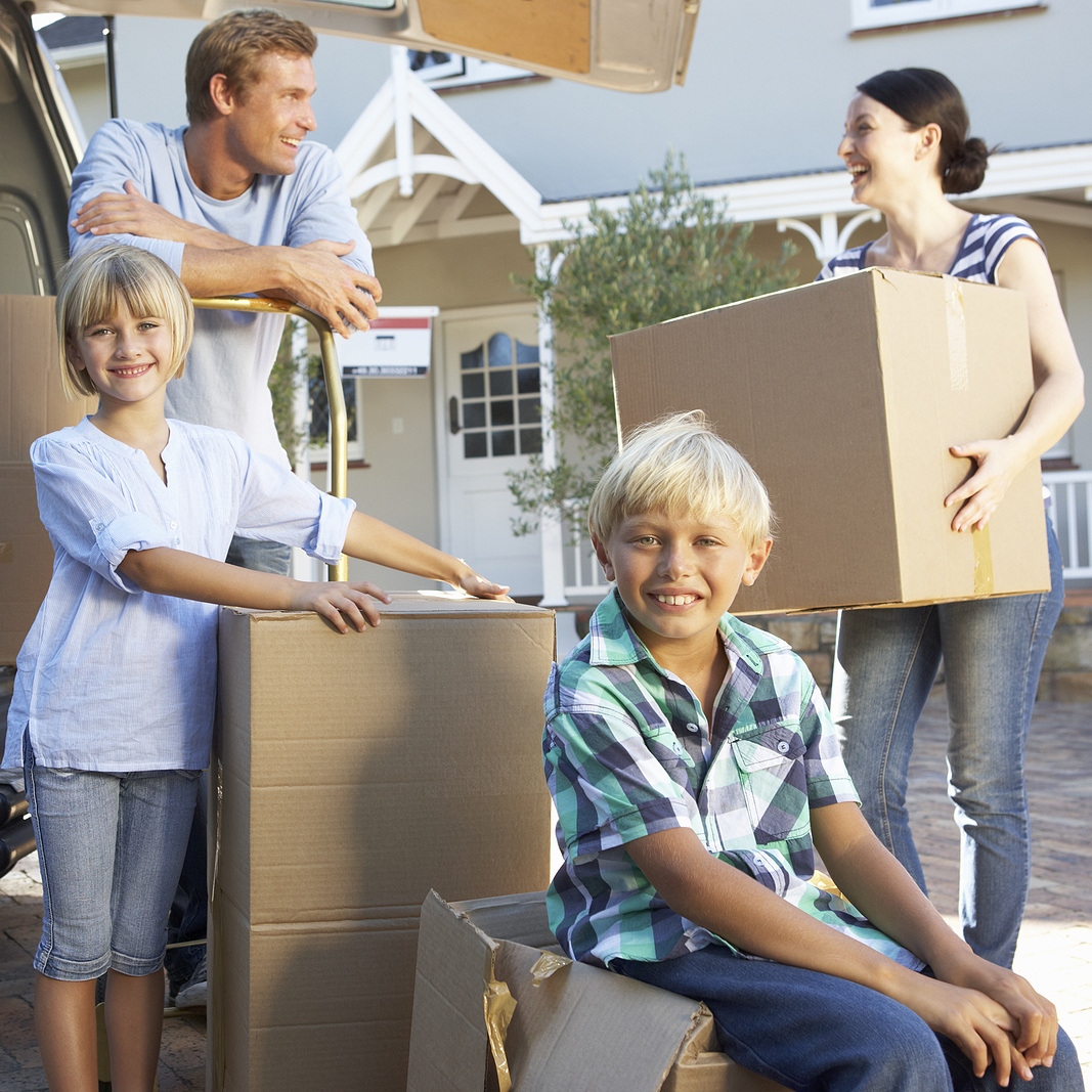 How to Make Moving Day Less Stressful: Small Choices with a Big Impact